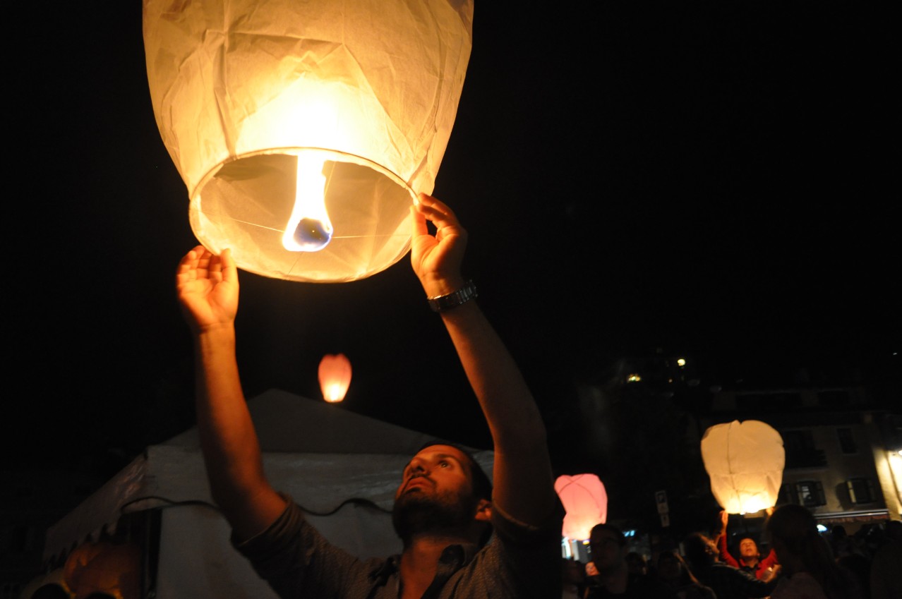 lanterne volanti Nyghtskylanterns Skylanternsshow